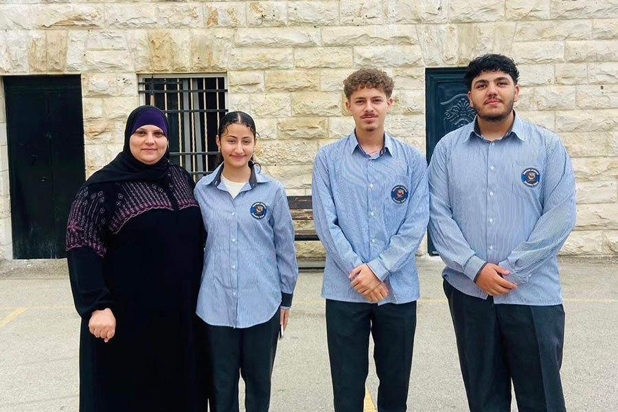 American Jordanian Secondary School – Grade 12 Morning Broadcast